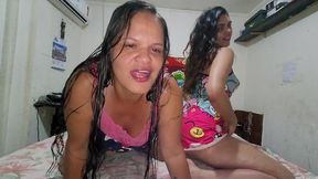 mary torres e paty bumbum punheta guiada molhada e gostosa