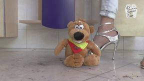 Poor Teddy under High Heels 2 floor view