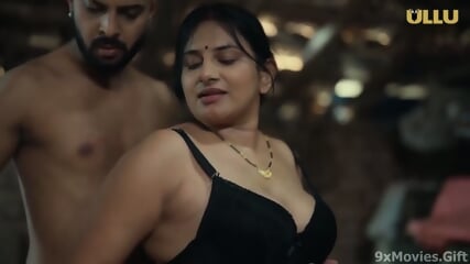 Aunty fuck debor se