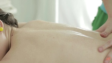 Skinny Cutie gets Screwed by her Masseur