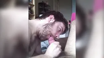 Amateur guy sucks his buddy in bed and takes the cum load