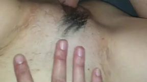 sexo pareja con el chocho apretado y polla mojada
