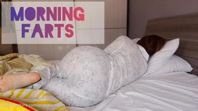 Morning Farts, Farting, Bloated Belly - Princess Stella