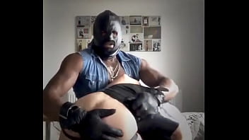Brody Richardson Authorises Interracial Body Worship