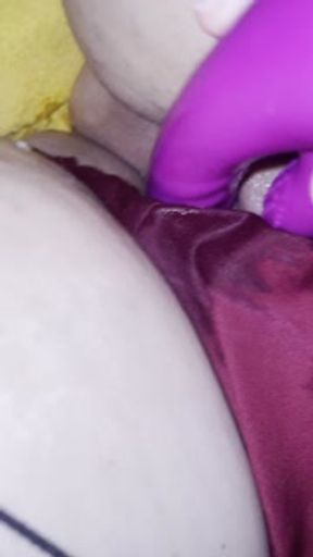 Curvy Big tits cum