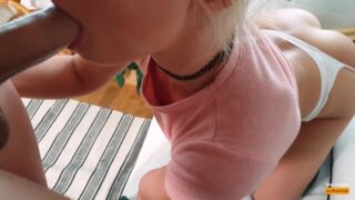 Sexo anal intenso em primeira pessoa com ejaculação abundante para uma vadia ávida