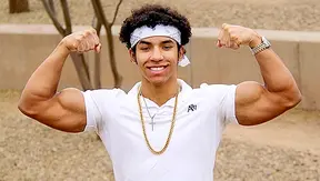 Lorenzo Joseph Loses Control Fisting Himself Raw – GayHoopla