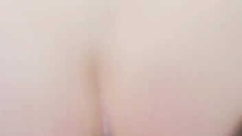 Tirando a Legging e Mostrando o Cuzinho