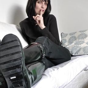 Lick Stepmother&#039;s Shiny Rubber Boots and Cum on Rubber Boots Lady Victoria Valente