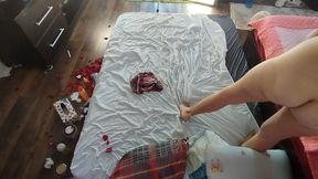 He cums on his wife&#039;s big ass. Compilation of cumshots on the face, body and ass.