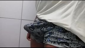 Guilherme Wallace Exibindo a Mala