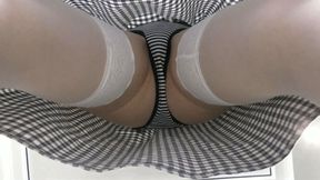 Look under my dress, look at my new panties MP4 FULL HD 1080p