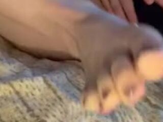 31cm BIGGEST SEX-TOY - STRETCH TAUT WHITE VAGINA - F2F content creator