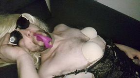 Notgeile Sissy Befriedigt Sich, Nach 5 Stunden Bekommt Sie Ihr Orgasmus! Teil2