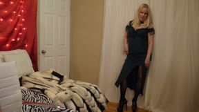 Step-mom Is Your Prom Date-sucks and Fucks You to Help You Forget Your Girlfriend