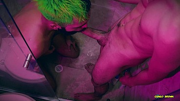 Camilo Brown Caught Hot Twink Andres ZP Jerking To Him And Invited Him Into The Shower For An Amazing Blowjob