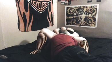 Random old guy licking pussy sexy BBW