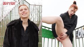 Ersties - Sarah K reitet im Turm &#x00FC;ber der Stadt