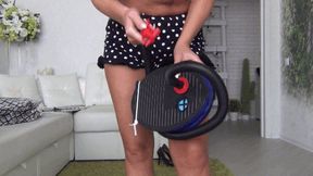 I inflated 3 silver balloons with a pump d