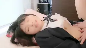 Amateur Babe Goes Wild – Raw Passion in Steamy Bedroom Fun