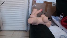 comendo a visinha ( sex toy )