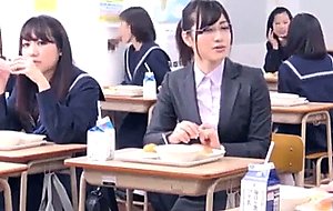 Colegio de japonesas cfnm