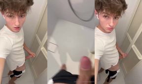 Handjob: Sven bathroom wank n cum