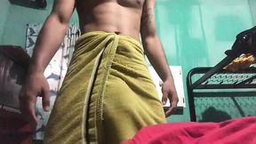 my stepbrother dances for me in the morning. He has a hard cock and is naked - Jovenpoder