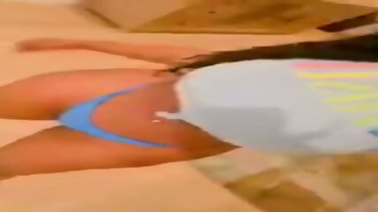 Ebony: Her google drive folder, 744 videos =  https://rentry.co/fqybr3df