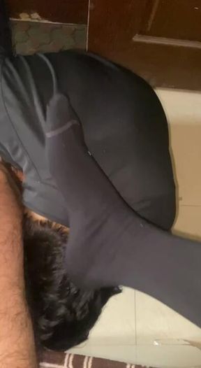 Pleasing Alpha in the morning 😈……Findom paypig cashmaster alphamaster footdom malefeet