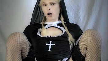 Nun cum on Sex MACHINE