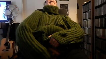 Kelly Mark Green Handknitted Wool Sweater
