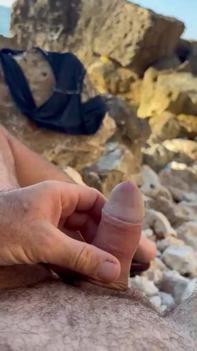 Cock out for people around the beach, love show cock in summer