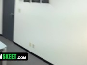 Sexy teen hooks up with a smooth-talking guy