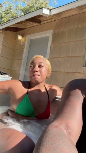 Fijii pornbox live with str8rich in the hot tub while stepmom out   Clip 2