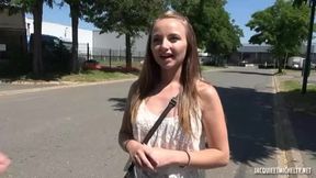 Visage dange de Marketa 21ans porn video