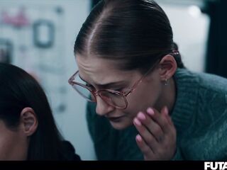 Shemale hentai Lesbo Stepsisters - Transsexual T-girl Screws & Creampies Nerdy Golden-haired Hotty