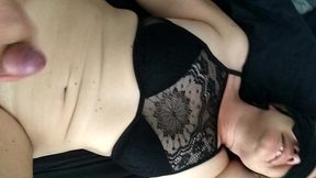 hummm j adore le sperme sentir cette chaleur qui degouline sur mon corps