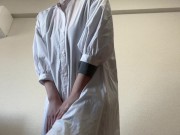 の授業中におしっこが行きたくなり必死に我慢し、人気がないところで、、、