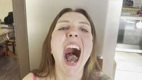 Bite Crush Meat Tease POV