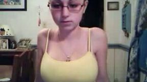 That webcam bitch  refused to show he rboobs