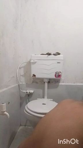 My wife is bathing in the wattroom.