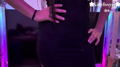 Huge Latina ass rubbing while she deepthroats your cock