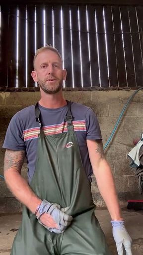 Farmer Wanks in Dirty Work Gear