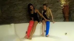 2 Chicks With Long Cast Legs In Jacuzzi - VRpussyVision