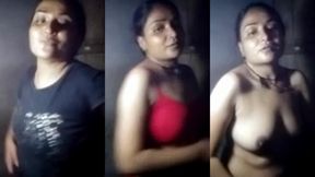 Bhabhi jamai theke lukiye premik ke nijer choto sthon dekhae