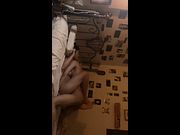 一邊抽菸一邊榨精 (smoking while sucking penis)/ 冷漠的女主人被我壓在身下肏弄,掐脖扇臉朝他嘴裡吐口水,抵着子宮口內射用精液爲他清洗疲憊舟車勞頓幾天沒洗的髒臭逼