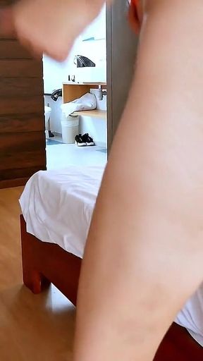 Exl-049: Big Apple Insertion, Anal Gape, Rosebutt on Such a Skinny Babe! Extremelatina Full Scene Exl-049