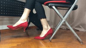 HEELS CRUSHING SQUISHY BALL UNDER OFFICE DESK - MOV HD