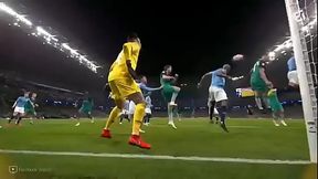 Llorente mete tudo ate a bola entrar